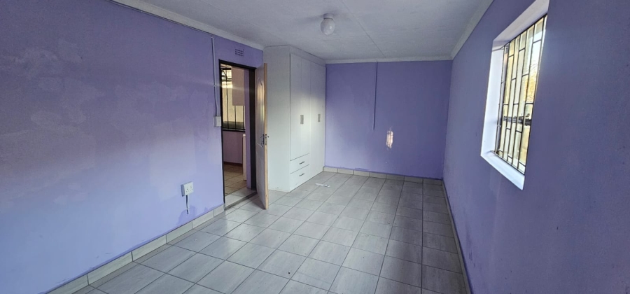 1 Bedroom Property for Sale in Oos Einde North West